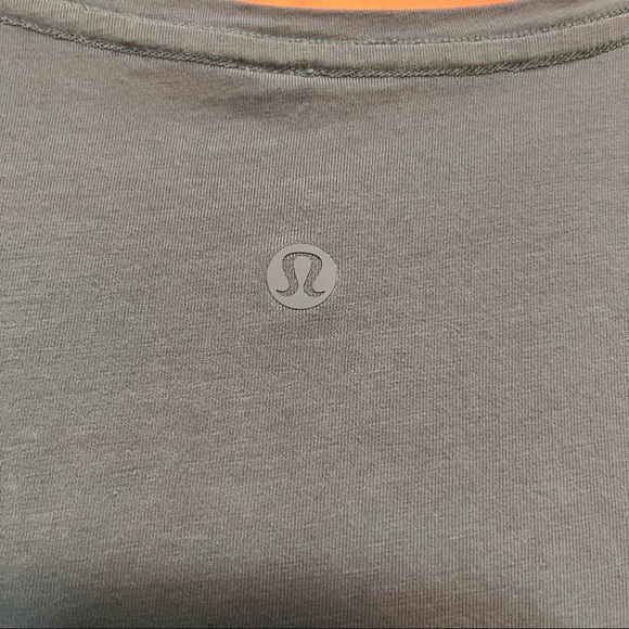 Lululemon Teal Tee Shirt Size 6 - Picture 4 of 6